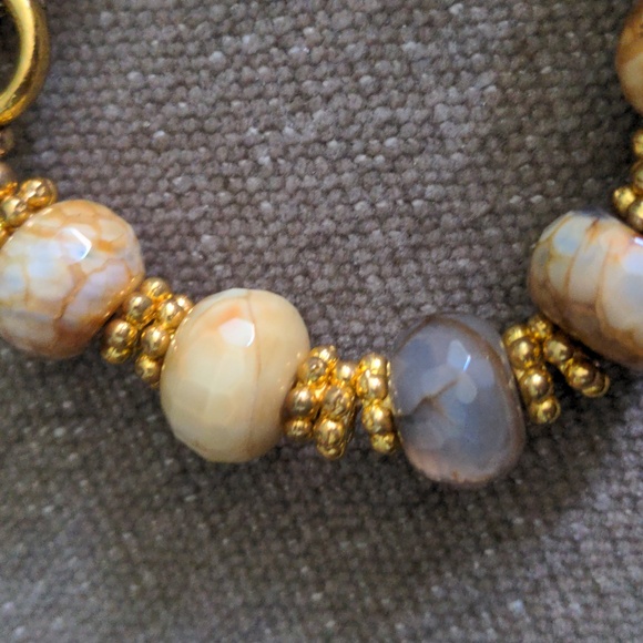 New Crackle Agate.  Handcrafted faceted multi color roundels.  7  1/2 to 8" - Picture 3 of 4